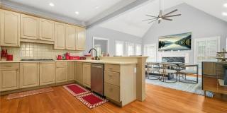 9800 Foxworth Drive Gallery 12