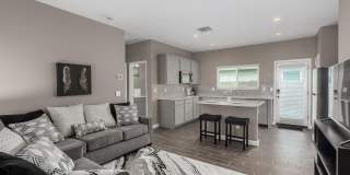 23950 W Hilton Avenue Gallery 25