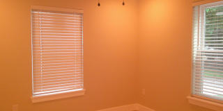 Fully Remodeled 2 Bed 1 Bath House Gallery 17