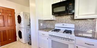 Fantastic House with Expansive Backyard and Large Detached Garage Gallery 9