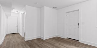 200 S Aster Avenue Gallery 15