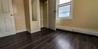 278 Sayles Street Gallery 13