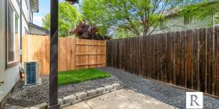 STUNNING 3 Bed / 2.5 Bath Brand New Townhome!! Gallery 24