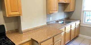 Lovely Two Bedroom!!! Gallery 3