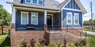 1607 N University Avenue Gallery 1