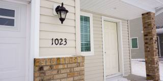 3 Bed 2 Bath Twin Home Gallery 3