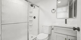 Fully Remodeled South Tempe 3BR Townhome w/ Private Yard, W/D & Parking Gallery 17