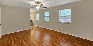 COMING SOON: Beautifully Updated 2/2.5 Townhome Near Truist Park Gallery 34