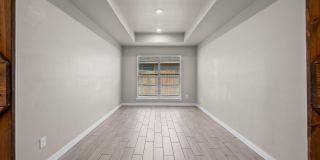 7421 29th Street Gallery 5