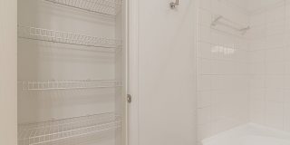 The Maddox Gallery 20