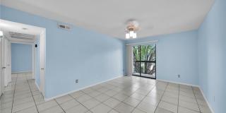 2885 Winkler Avenue Gallery 11