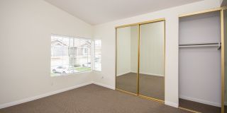 Freshly Painted 2BR/2.5BA Condo with Peak a Boo Ocean View!! Gallery 10