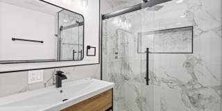 3934 N Sawyer Avenue Gallery 14
