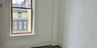 76 Tracy Street Gallery 4