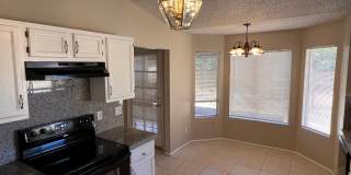 Phoenix 3 Bed, 2 Bath Home with Single Story Gallery 10