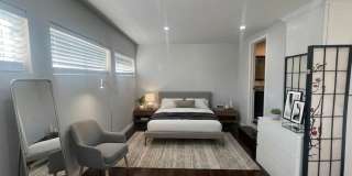 Charming Winnetka Studio (ADU)! Laundry In Unit! Gallery 10