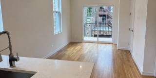 822 N Winchester Avenue Gallery 2