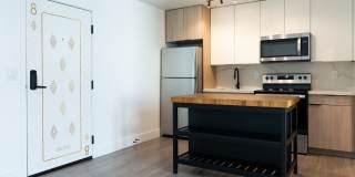 DLUX Lofts Gallery 37