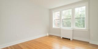 Large 2 bed in Porter Square Gallery 1