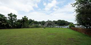 Waterfront in Shalimar with Dock and Lift Waterfront in Shalimar with Dock and Lift Gallery 51