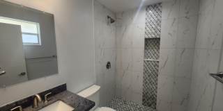 511 N 60th Way Gallery 12
