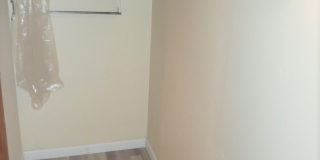 2312 Oakton Street Gallery 13