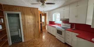 $725 - 1 bed 1 bath - Single Family Home Gallery 5