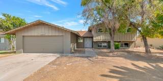 Amazing Tri-Level home close to ASU.  Pool and 2 Car Garage Gallery 9