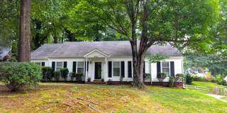 South Charlotte, 3 Bedroom, Minutes from the Arboretum! Gallery 1