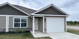 3 Bed | 2 Bath | 1 Car Garage Single Level Duplex in Kansas City w/ Move In Special (First Month Free) Gallery 3