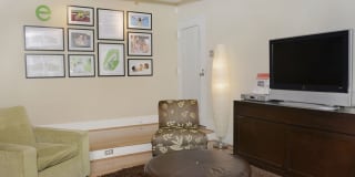 eaves Tysons Corner Gallery 14