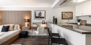 1200 Riverside Gallery 24