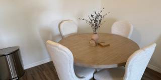 The Crest at Skyline Now offering up to 8 weeks FREE rent! Call today to schedule your tour: (480) 390-5392 Gallery 9