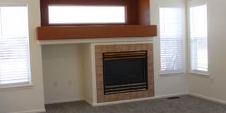 Beautiful 3 BR/2 1/2 BA Home in Highlands Ranch! Gallery 6