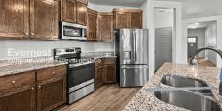 2236 Hornbeam Street Gallery 3