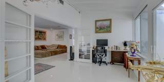 2601 NE 11th Ct Gallery 11