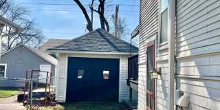 Huge Home Full of Character in the heart of MHK Gallery 30