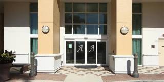 800 N TAMIAMI TRAIL Gallery 5