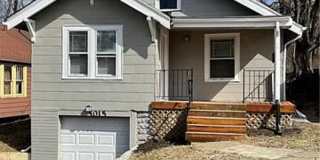 Cute Midtown 2 Bedroom Home For Rent! Gallery 1