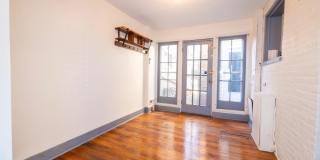 703 S LOUDOUN Street Gallery 17