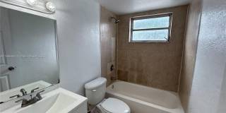 8287 NE Miami Ct Gallery 12