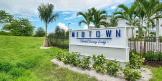 Midtown Gallery 12
