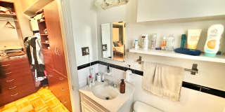 Great Studio in Glover Park/North Georgetown w/Murphy Bed, Walk-In Closet, Eat in Kitchen! Gallery 17