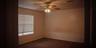 5208 Bridle Dr Gallery 8