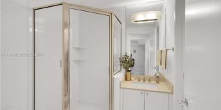 735 Crandon Blvd Gallery 12