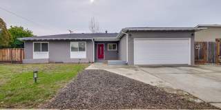 Excellent 4 bed 2 Bath Home! Gallery 1
