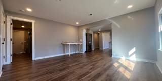 Remodeled Single Level 3 Bed, 2 Bath Home w/ 1 Car Garage Gallery 14