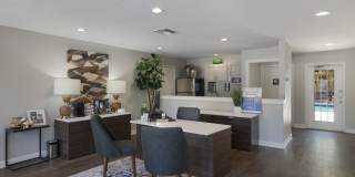 Seville Apartments Gallery 36