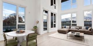 Jackstraw Gallery 24