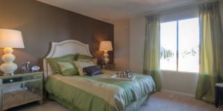 Avalon Woodland Hills Gallery 12